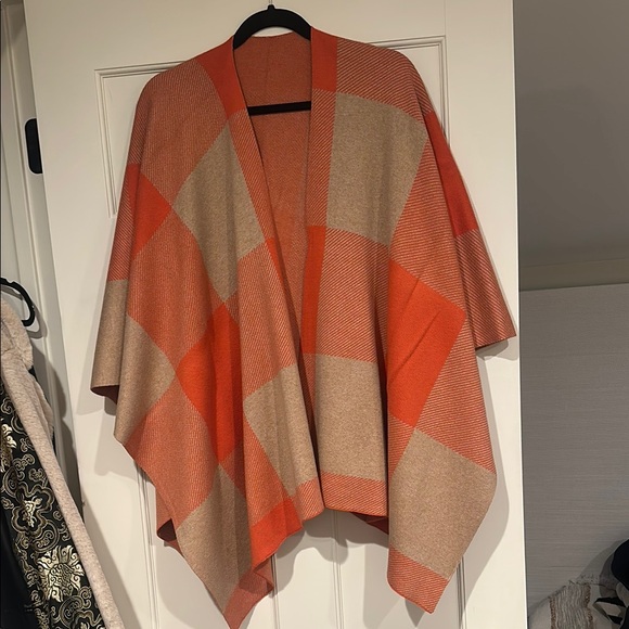 Talbots Orange and Beige Checkered Poncho - Picture 1 of 2